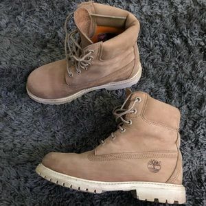 tan timberlands with white gum